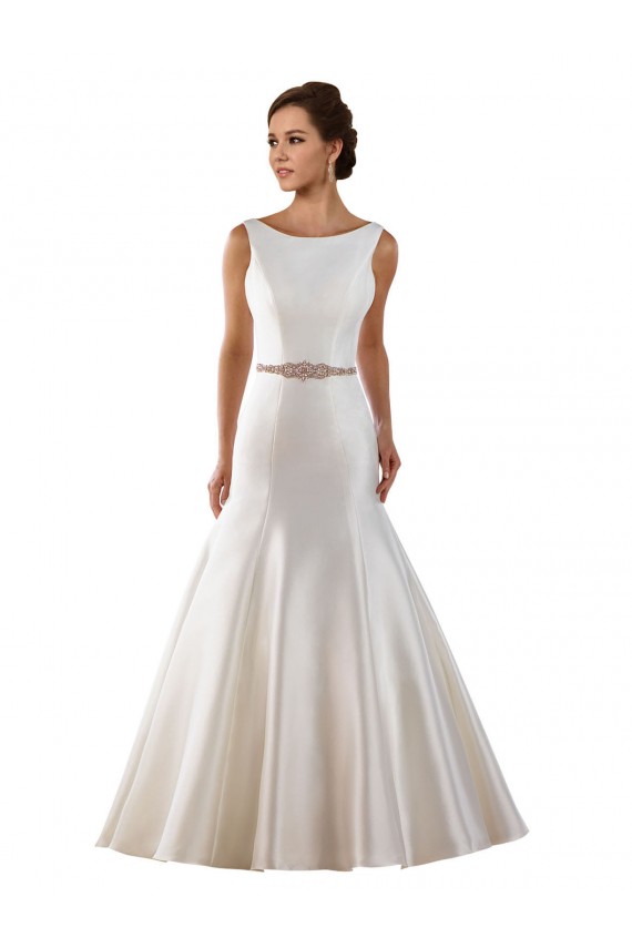 Chapel Train Ivory Sleeveless Mermaid V-Back Modern Wedding Dress Leeds