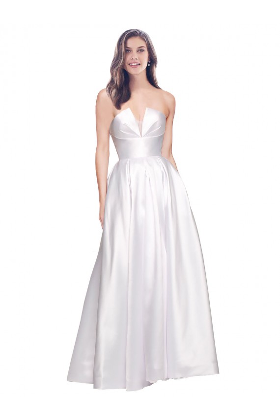 Long White Sleeveless A-Line Low Back Formal Evening Gown / Prom Dress / Bridesmaid Dress Leeds